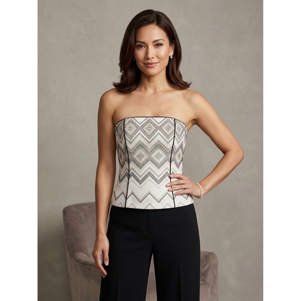 White House Black Market Bustier corsetTop White Black textured Strapless 2 New
